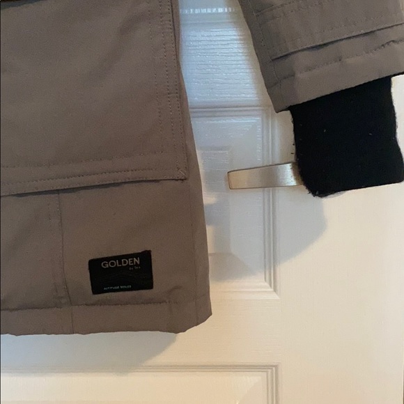 COPY - Aritzia, Bancroft Down Parka. - Picture 3 of 7